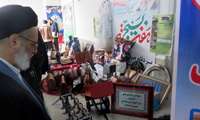 امام جمعه شهر قیدار از غرفه مرکز آموزش فنی و حرفه‌ای سهروردی و کوثر خدابنده در نمایشگاه هفته پژوهش بازدید به عمل آورد.